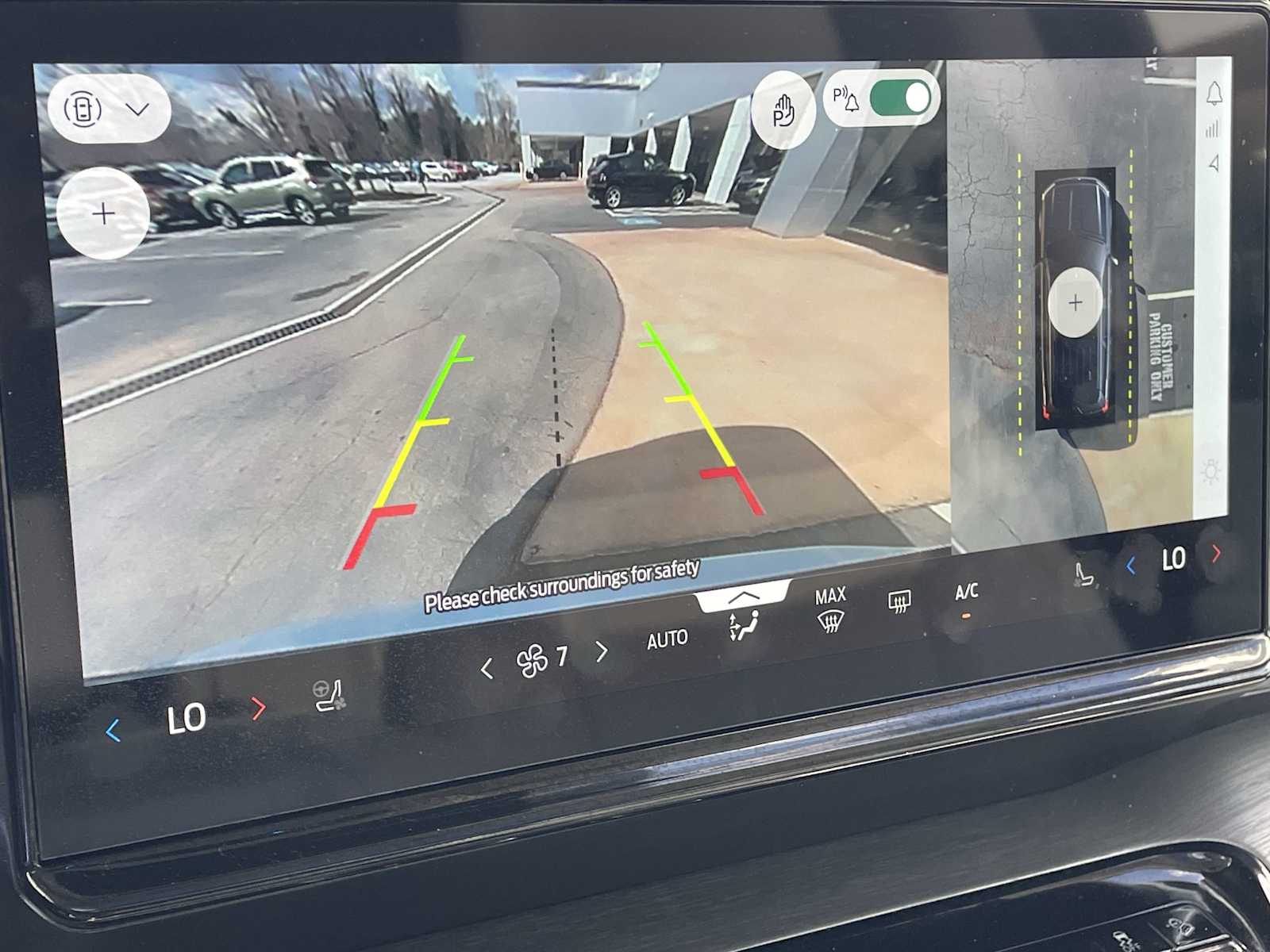 Thumbnail: 2025 Ford Expedition MAX - 19