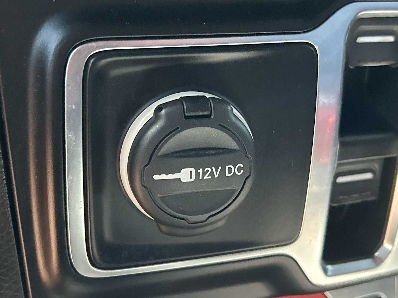 Thumbnail: 2020 Jeep Wrangler - 25