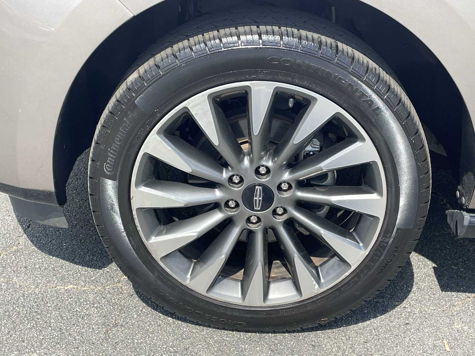 Thumbnail: 2019 Lincoln Navigator - 8