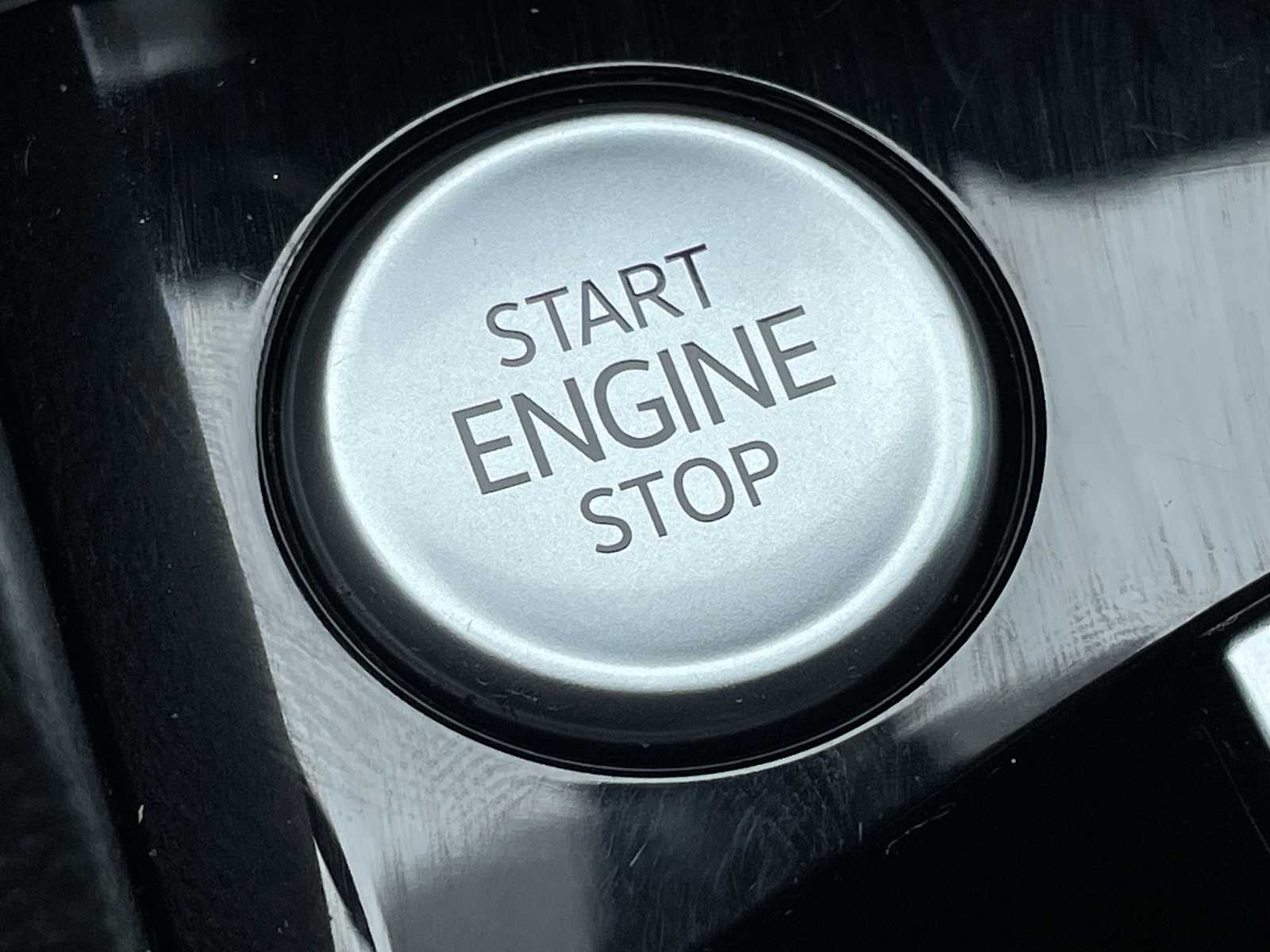 Thumbnail: 2022 Volkswagen Taos - 21