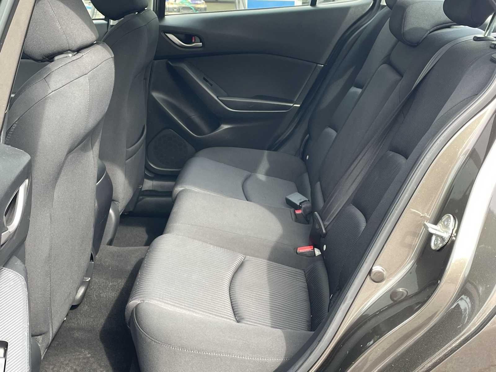 Thumbnail: 2016 Mazda Mazda3 - 9