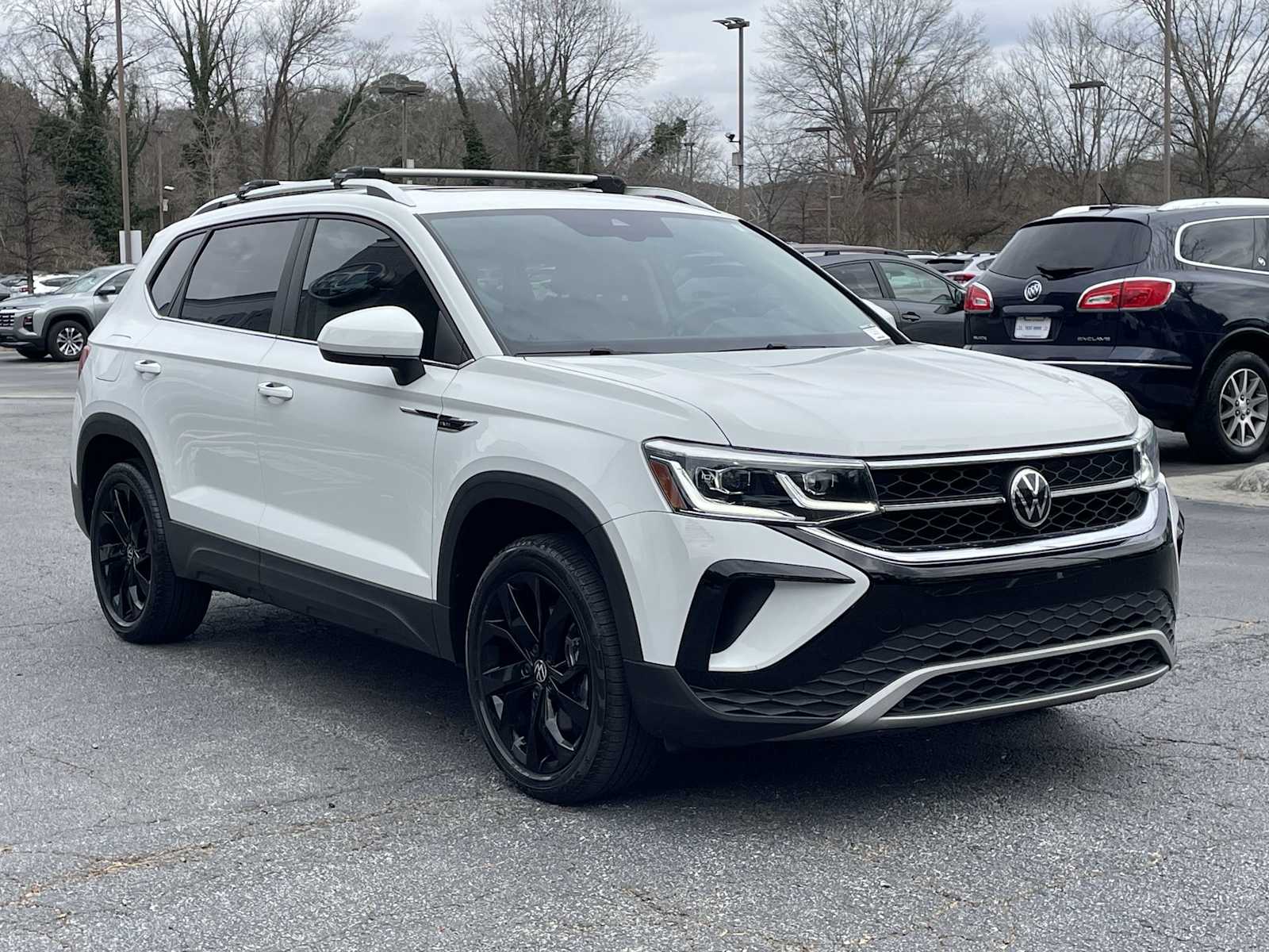 Thumbnail: 2022 Volkswagen Taos - 5