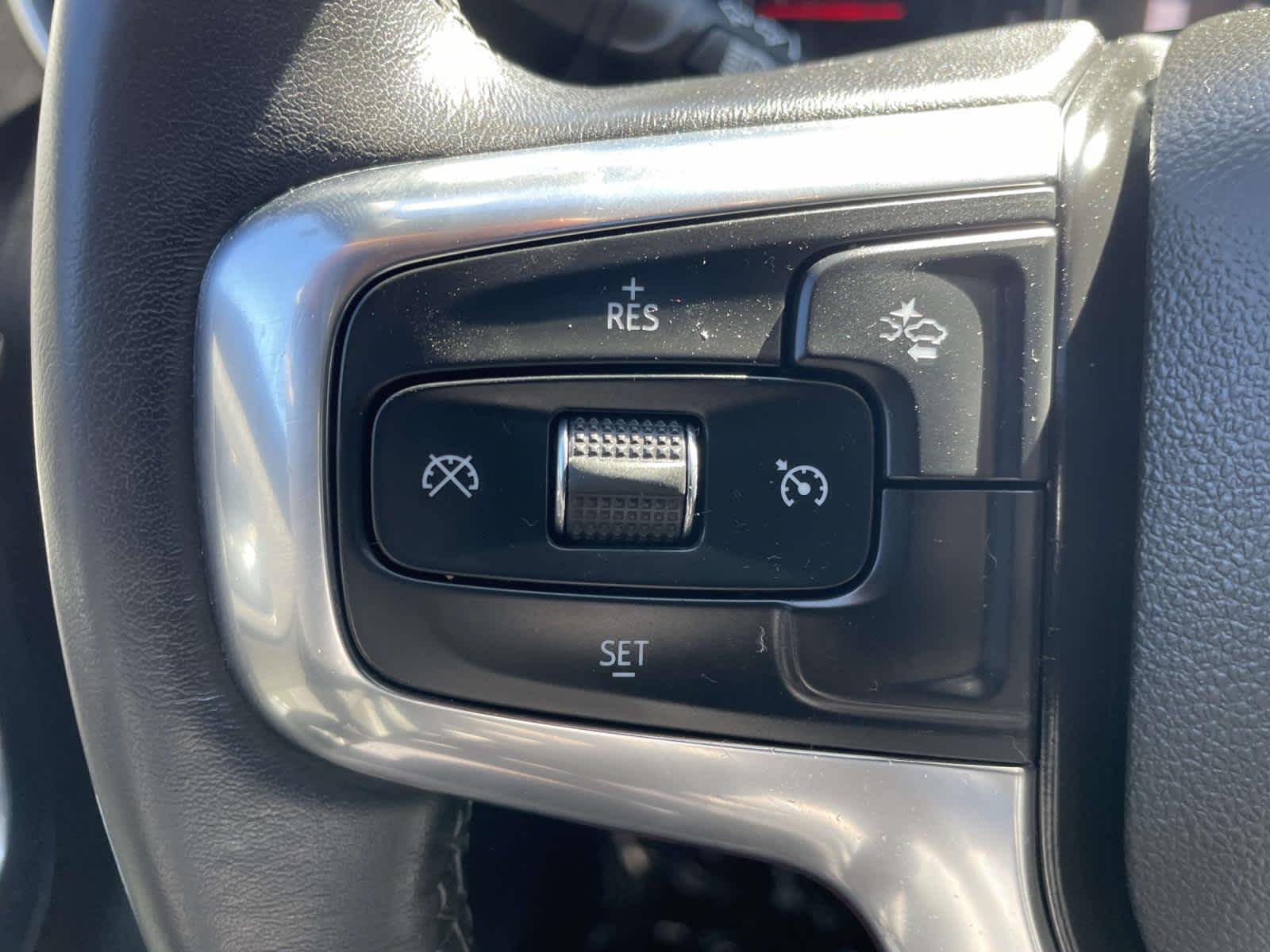 Thumbnail: 2022 Chevrolet Blazer - 17