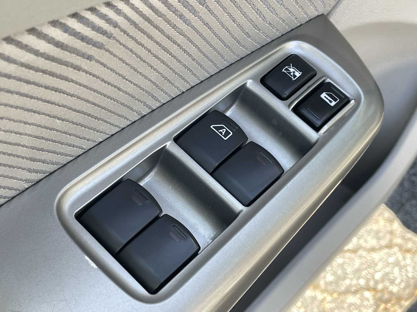 Thumbnail: 2010 Subaru Forester - 13