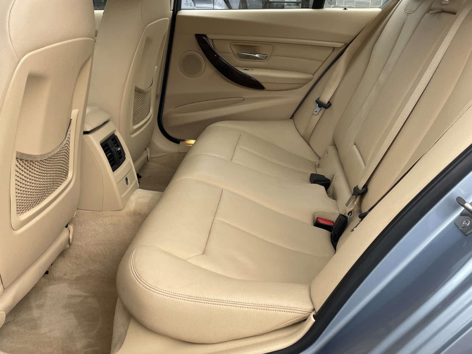 Thumbnail: 2014 BMW 3 Series - 10