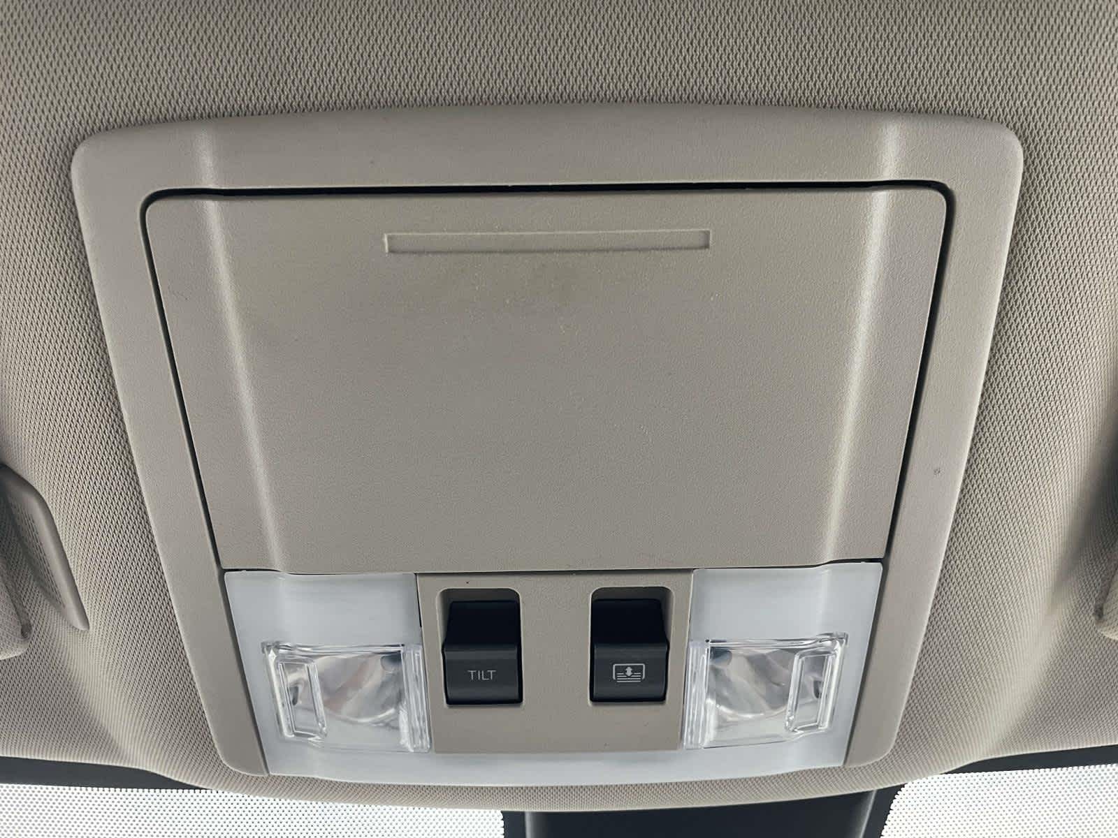 Thumbnail: 2015 Lincoln MKX - 22