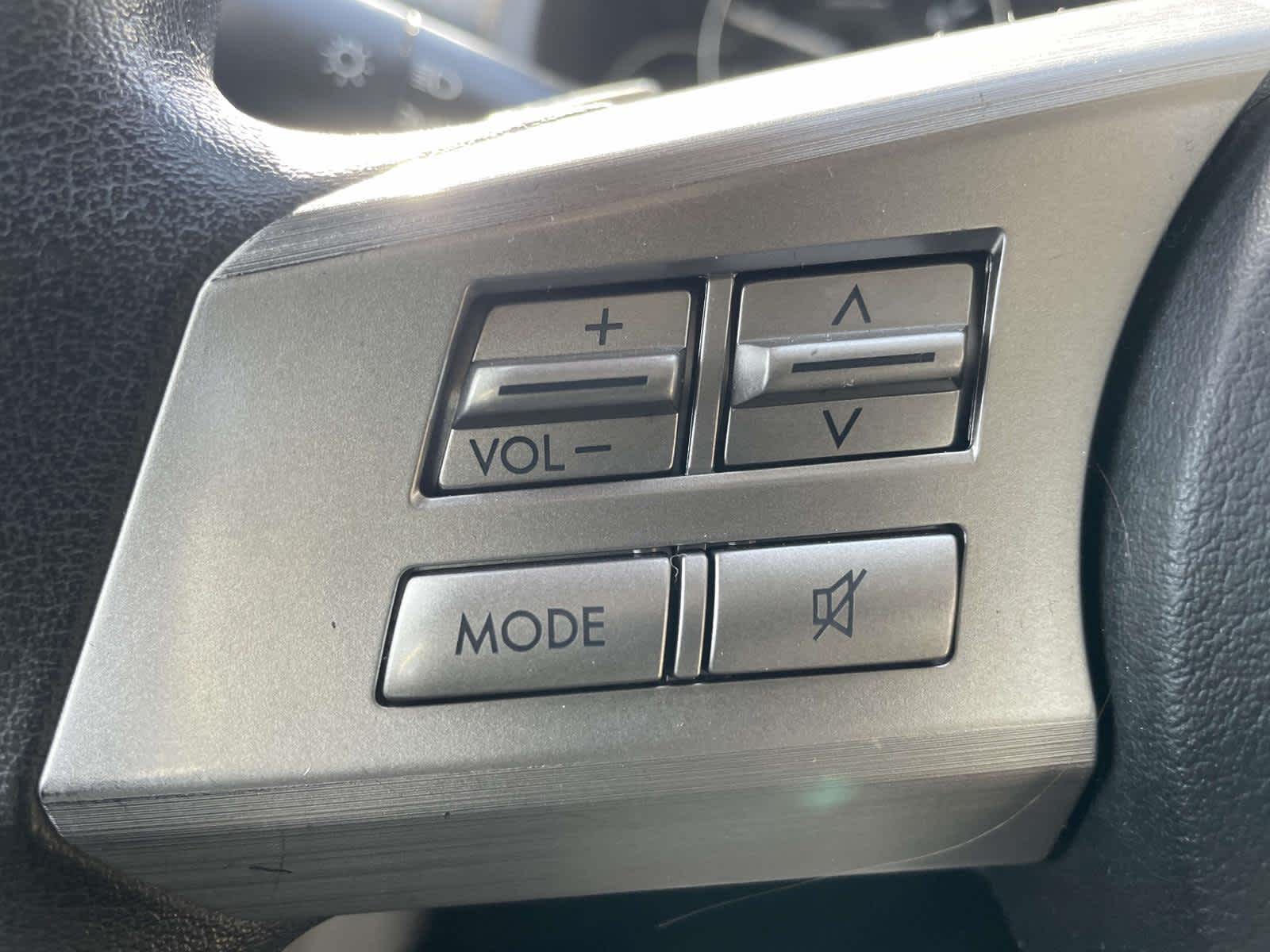 Thumbnail: 2011 Subaru Outback - 19