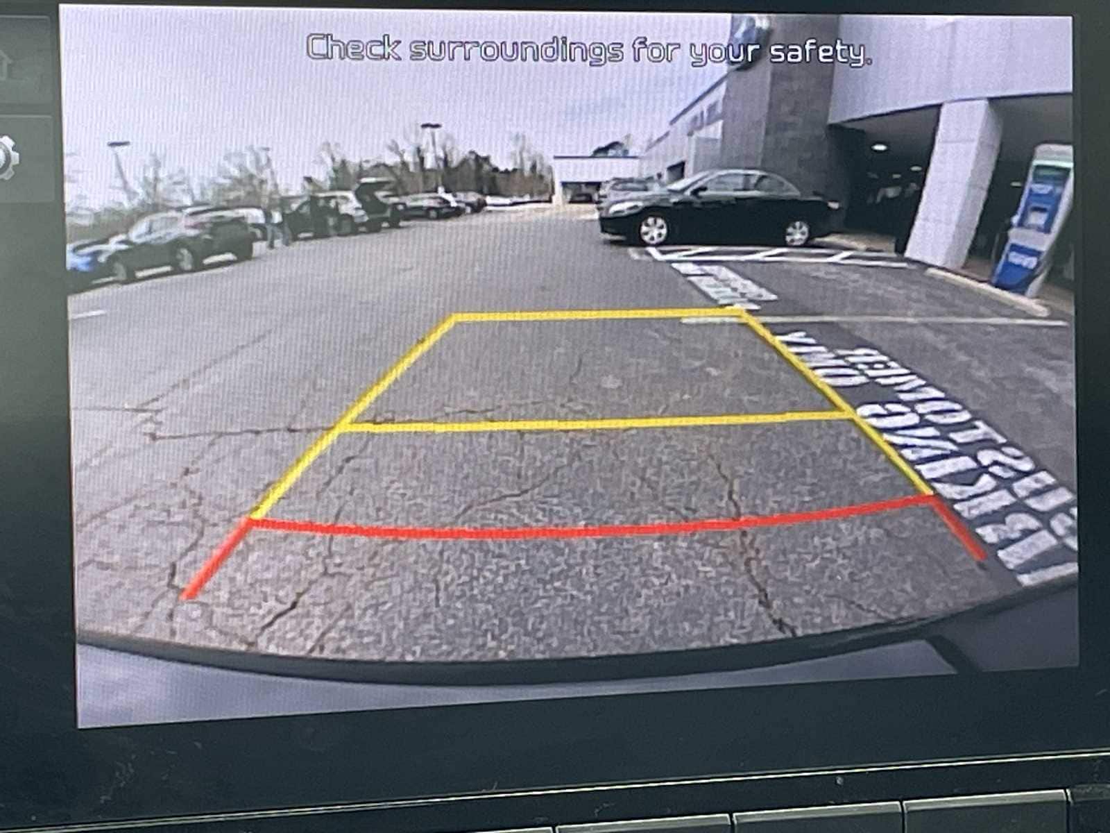 Thumbnail: 2023 Kia Rio - 17