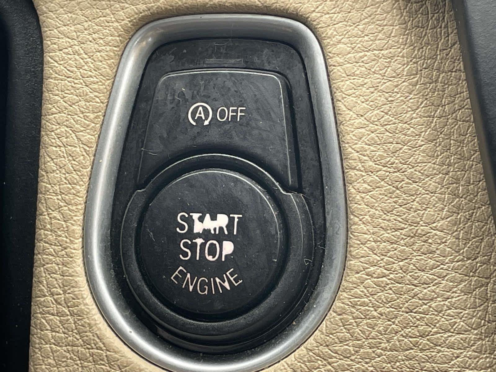 Thumbnail: 2014 BMW 3 Series - 23