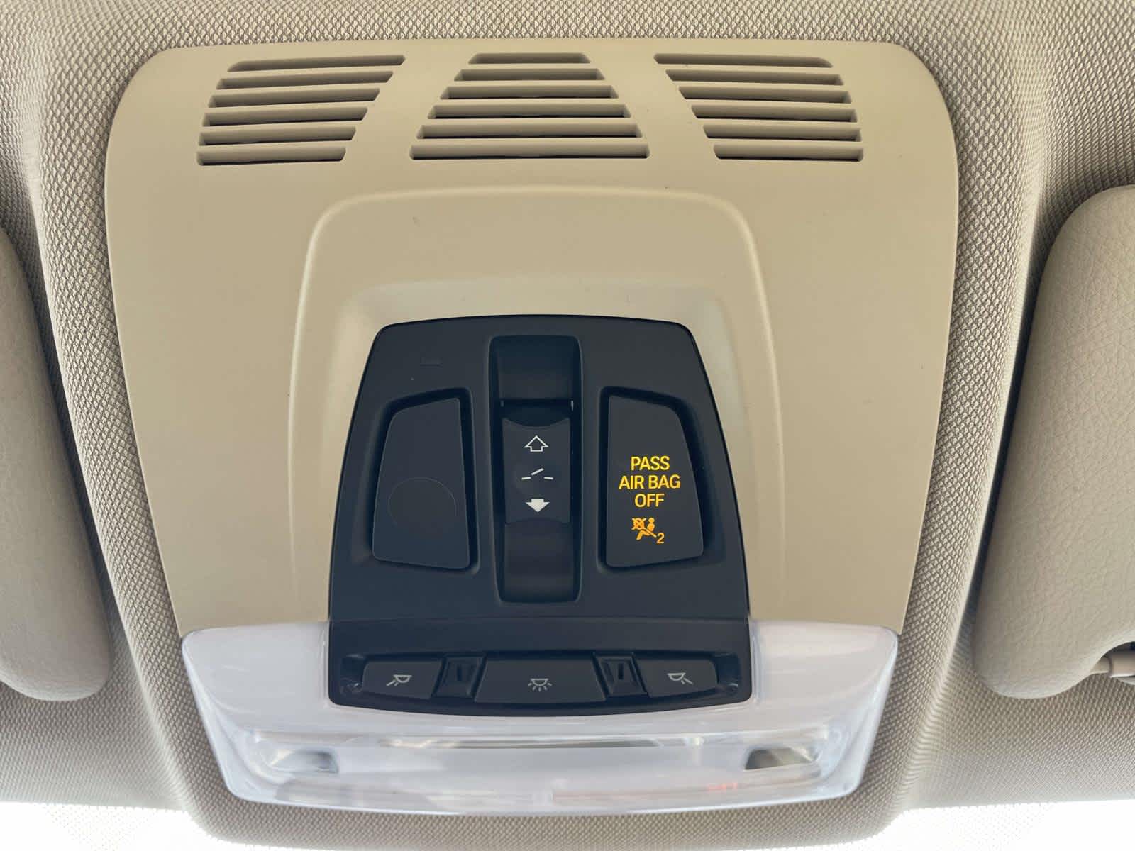 Thumbnail: 2014 BMW 3 Series - 21