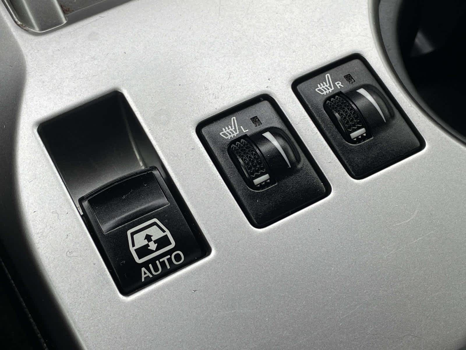 Thumbnail: 2020 Toyota 4Runner - 23