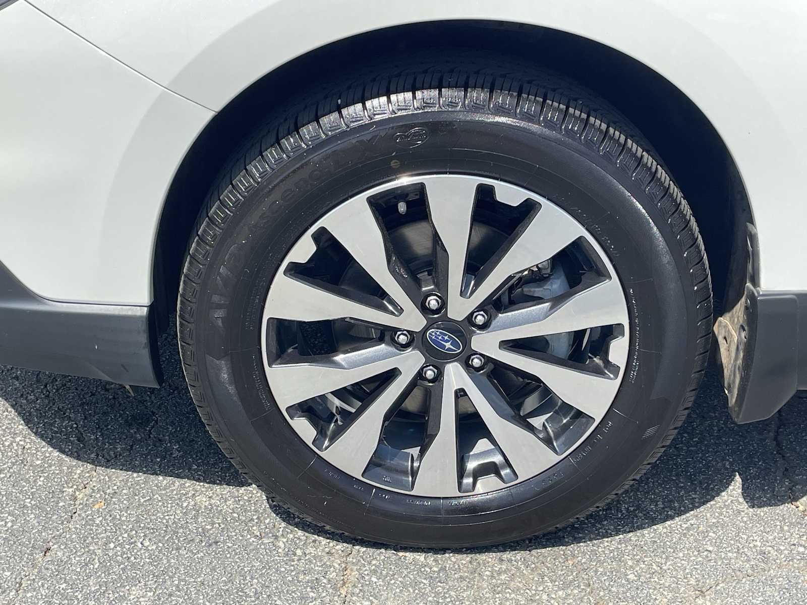 Thumbnail: 2016 Subaru Outback - 8