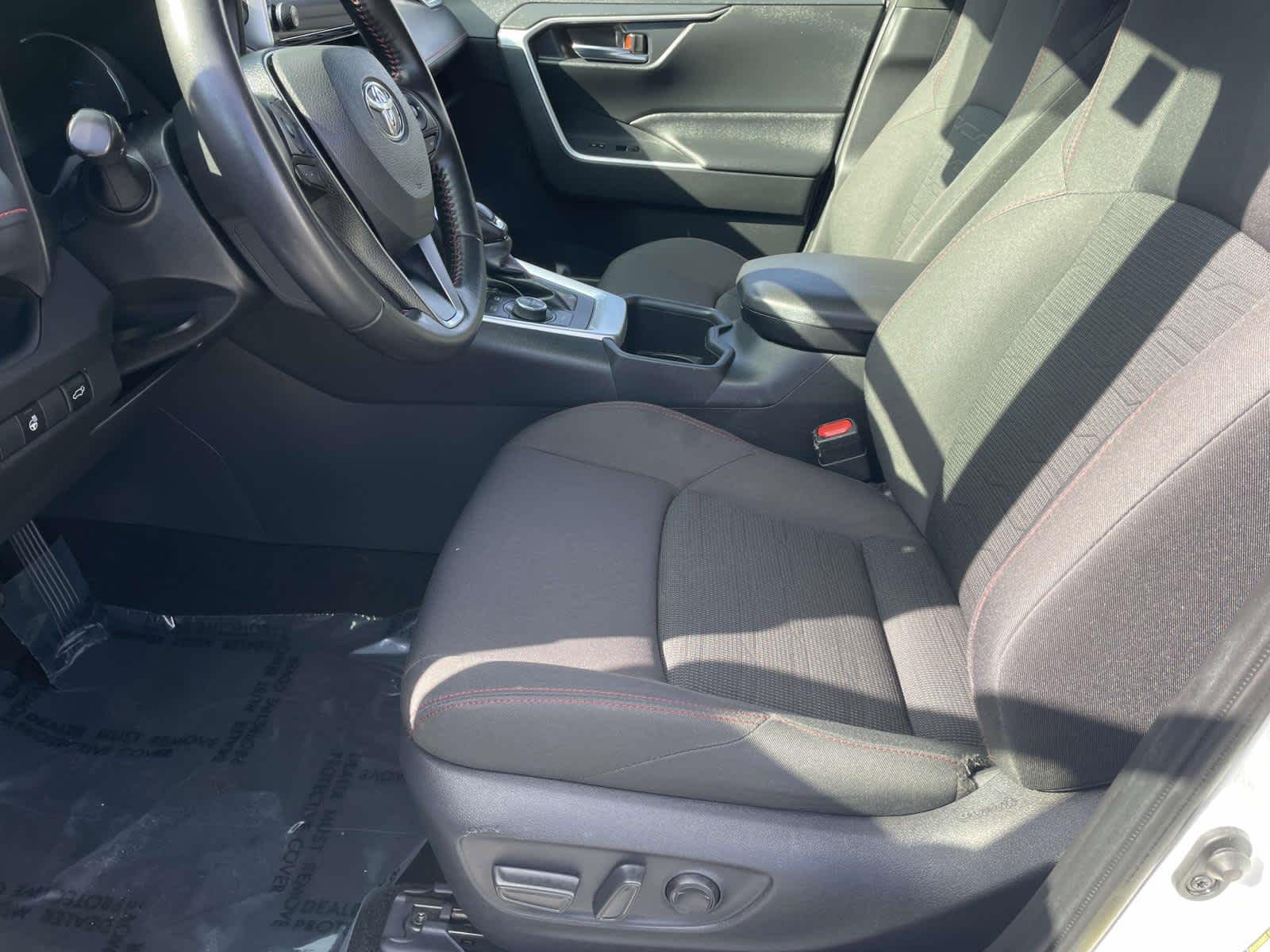 Thumbnail: 2023 Toyota RAV4 - 13