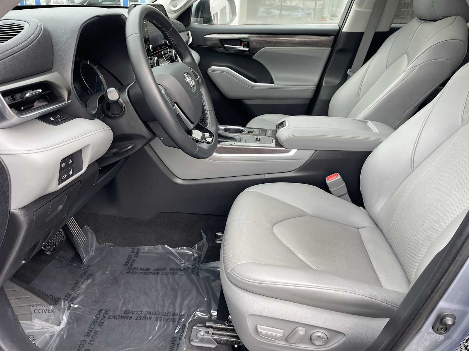 Thumbnail: 2020 Toyota Highlander - 10