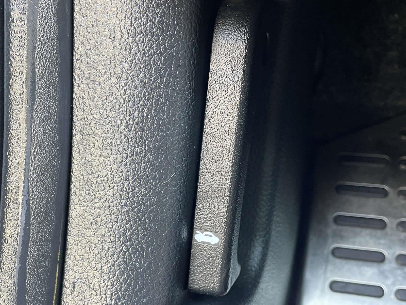 Thumbnail: 2013 Hyundai Elantra - 14