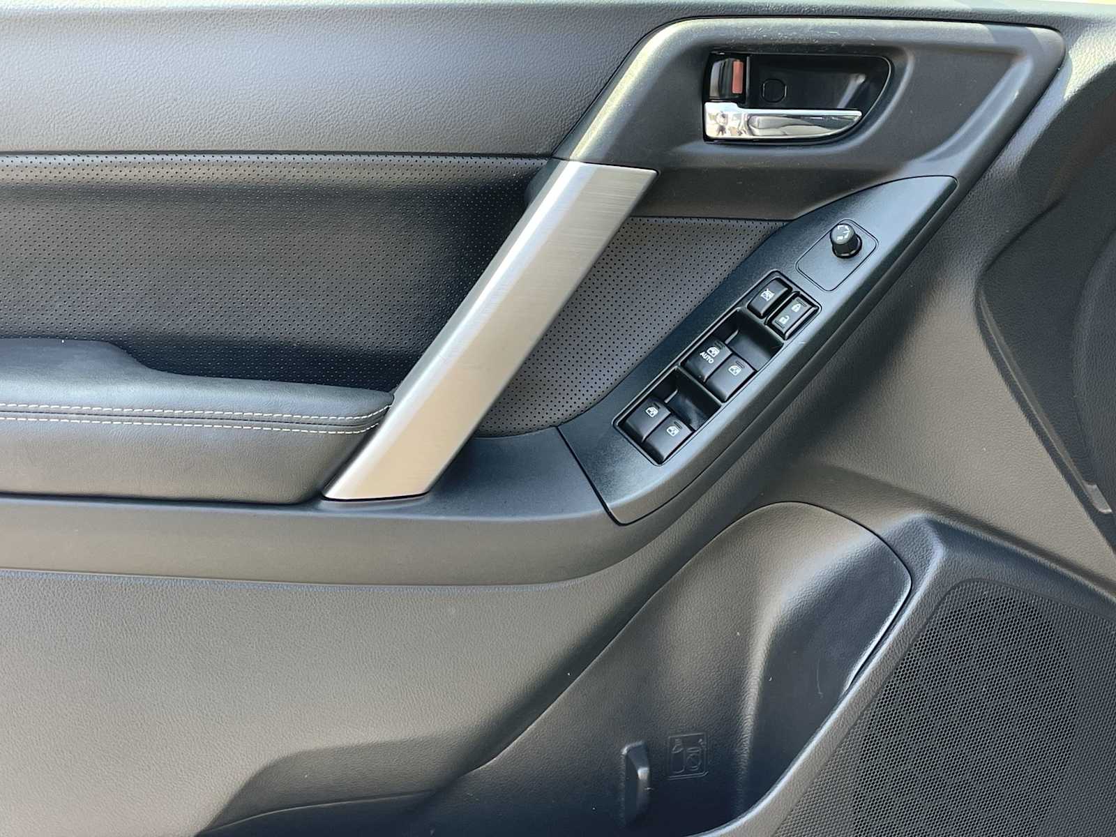 Thumbnail: 2015 Subaru Forester - 13