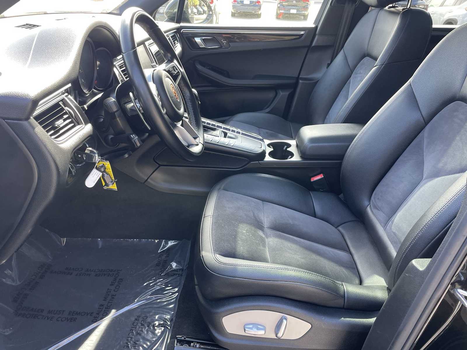 Thumbnail: 2018 Porsche Macan - 10