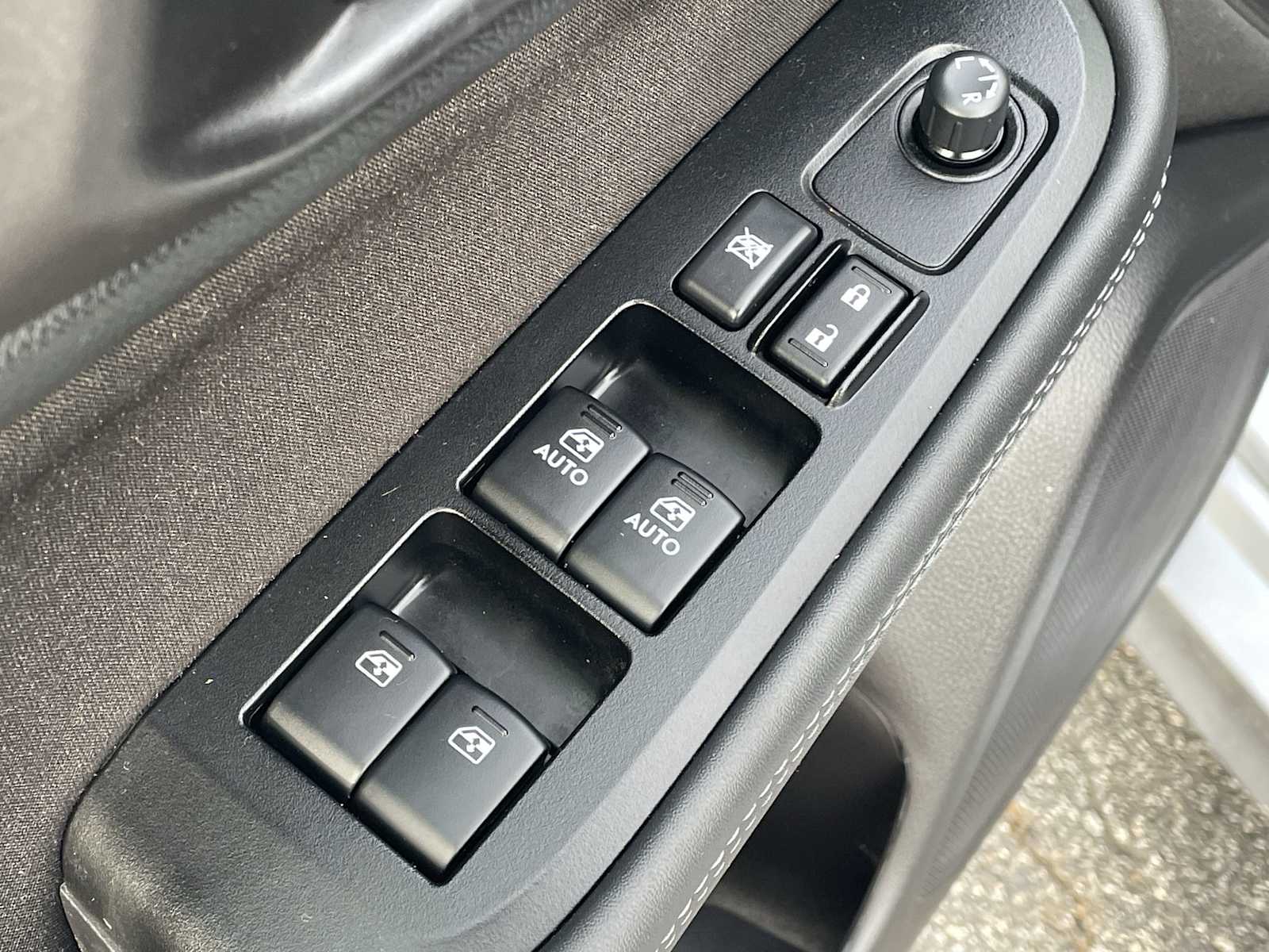 Thumbnail: 2017 Subaru Legacy - 13