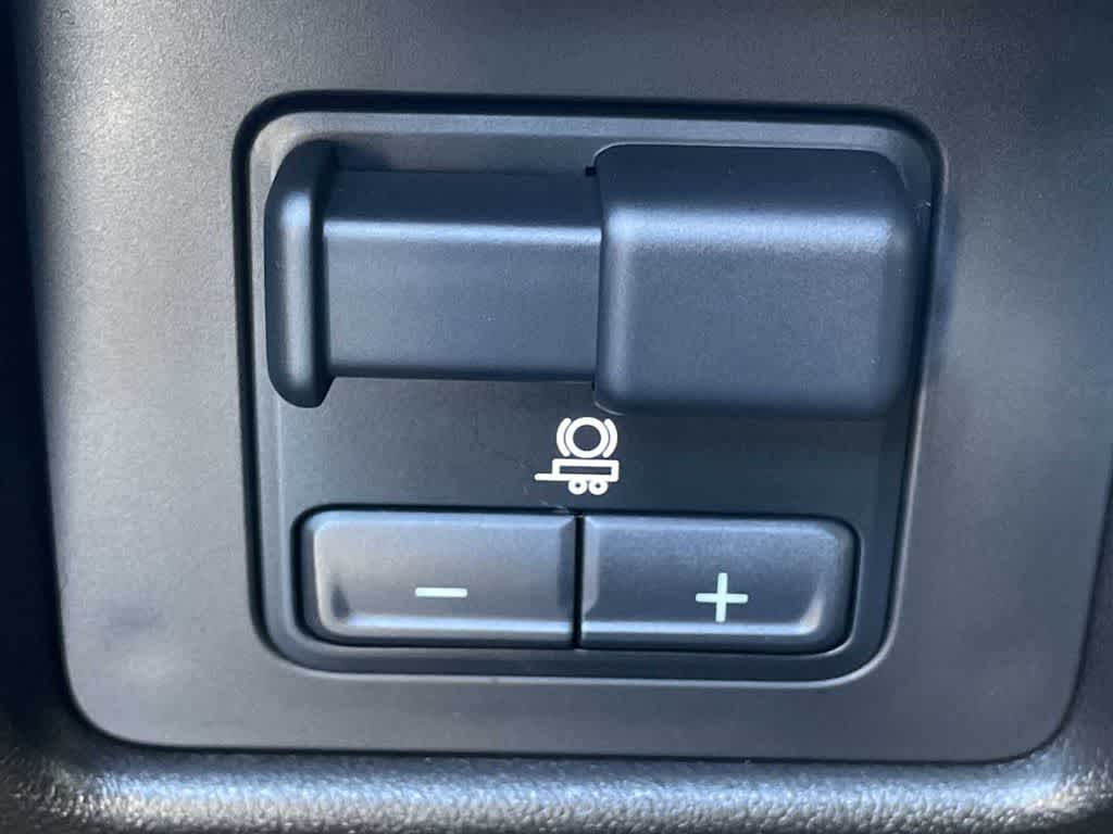 Thumbnail: 2024 GMC Canyon - 38