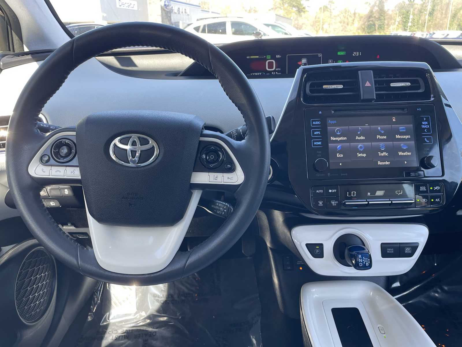 Thumbnail: 2016 Toyota Prius - 8
