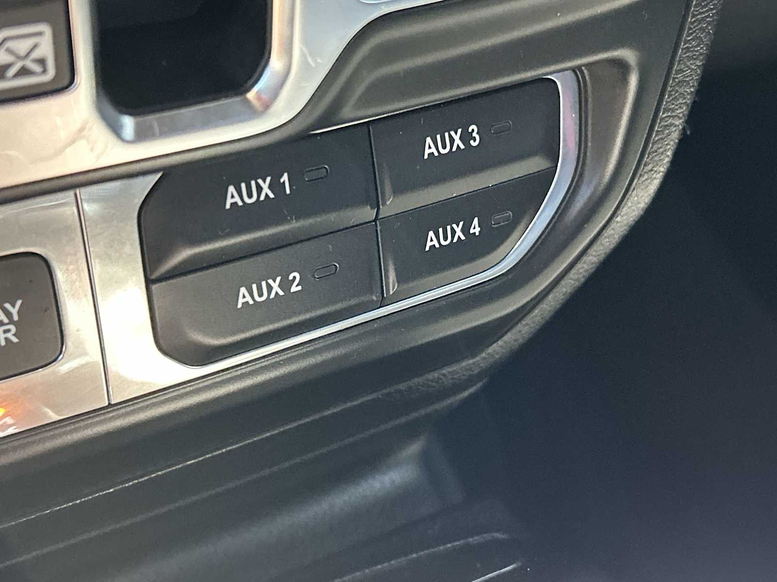 Thumbnail: 2020 Jeep Wrangler - 22