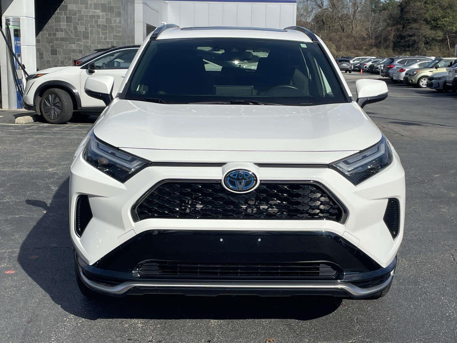 Thumbnail: 2023 Toyota RAV4 - 8
