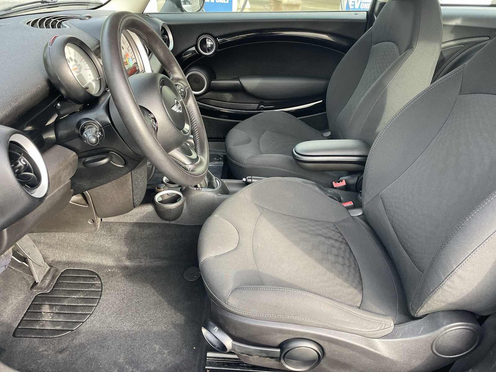 Thumbnail: 2013 MINI Cooper Hardtop - 10