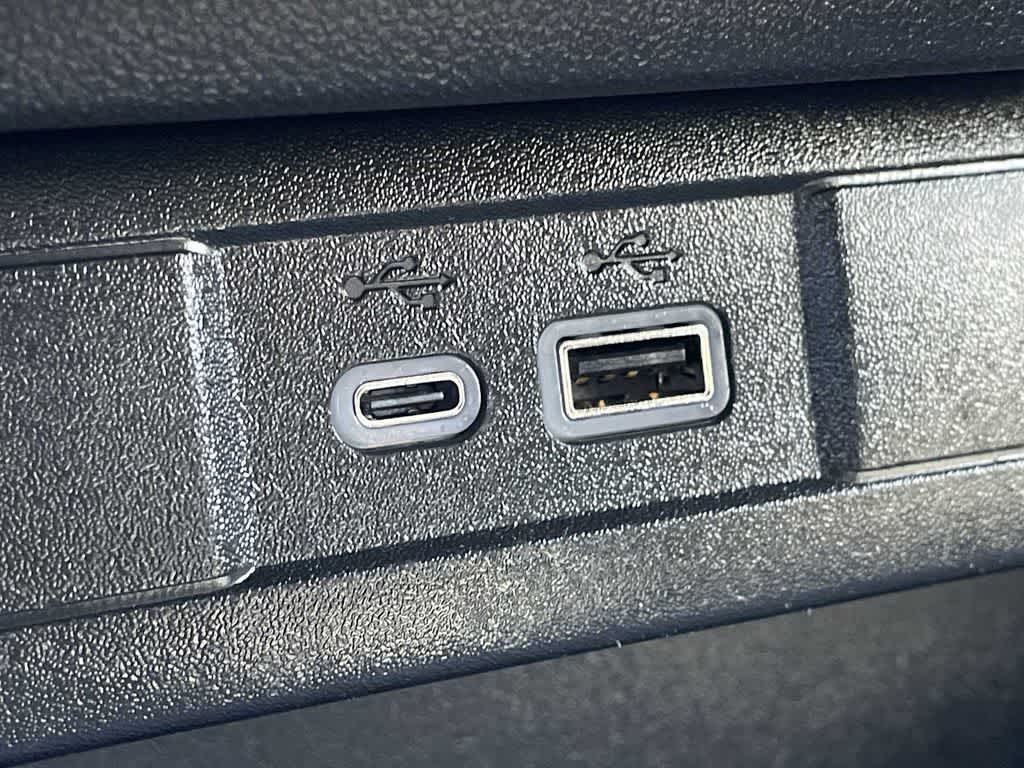 Thumbnail: 2024 GMC Canyon - 34