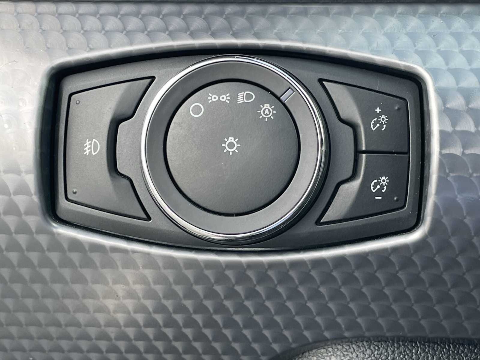 Thumbnail: 2015 Ford Mustang - 22