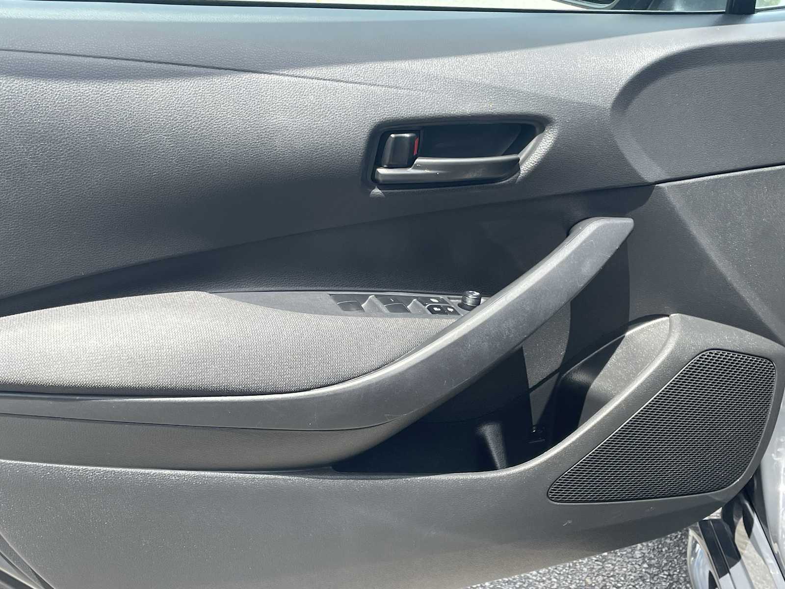 Thumbnail: 2023 Toyota Corolla - 11