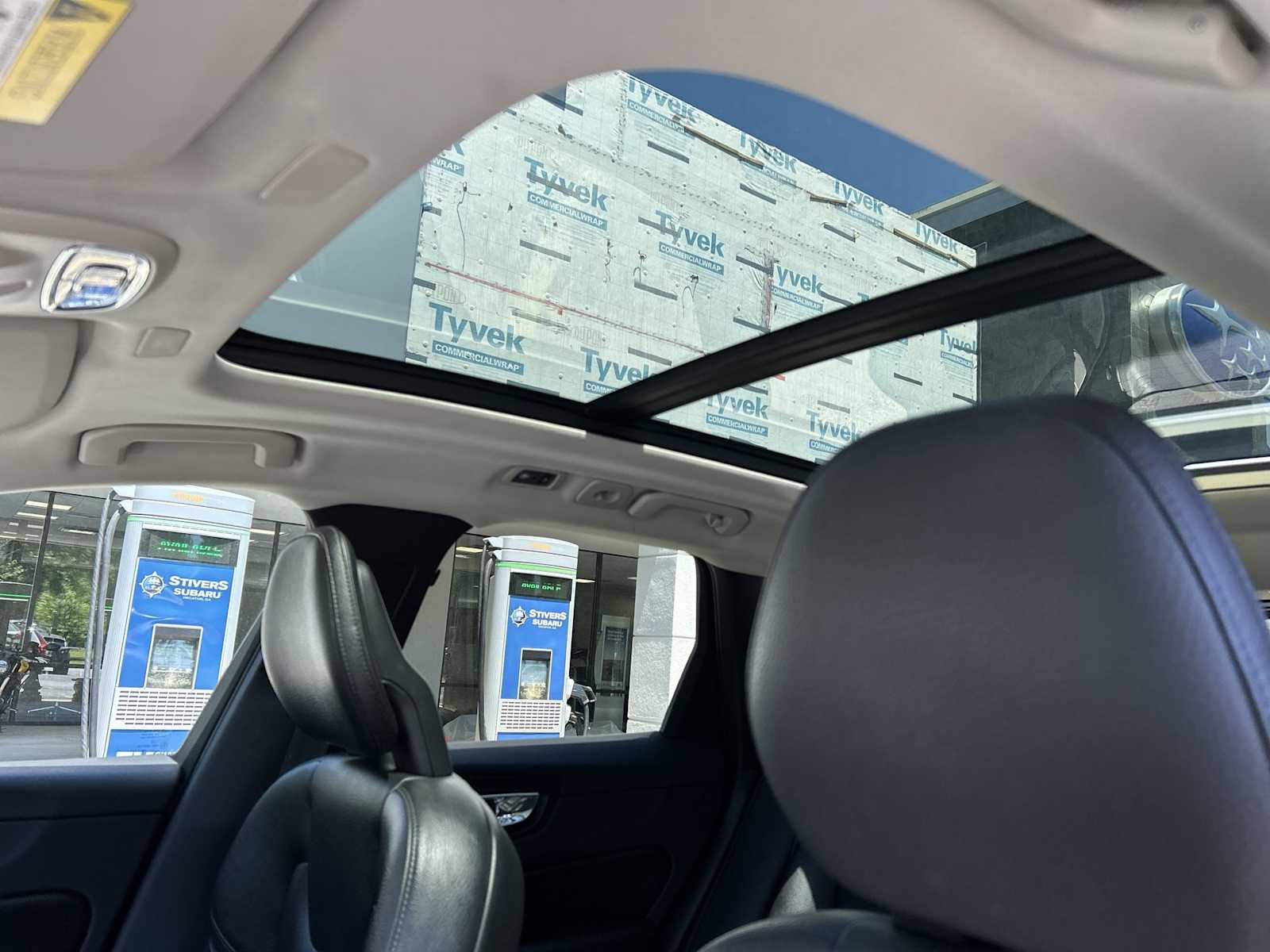 Thumbnail: 2019 Volvo XC60 - 11