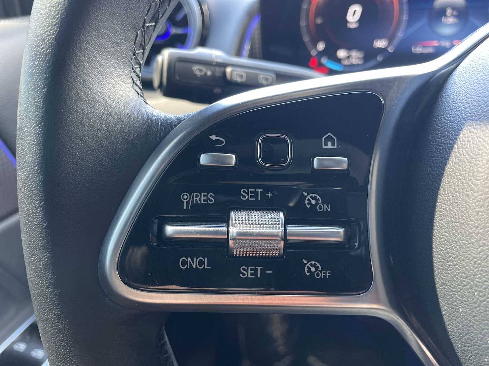 Thumbnail: 2023 Mercedes-Benz EQB - 14