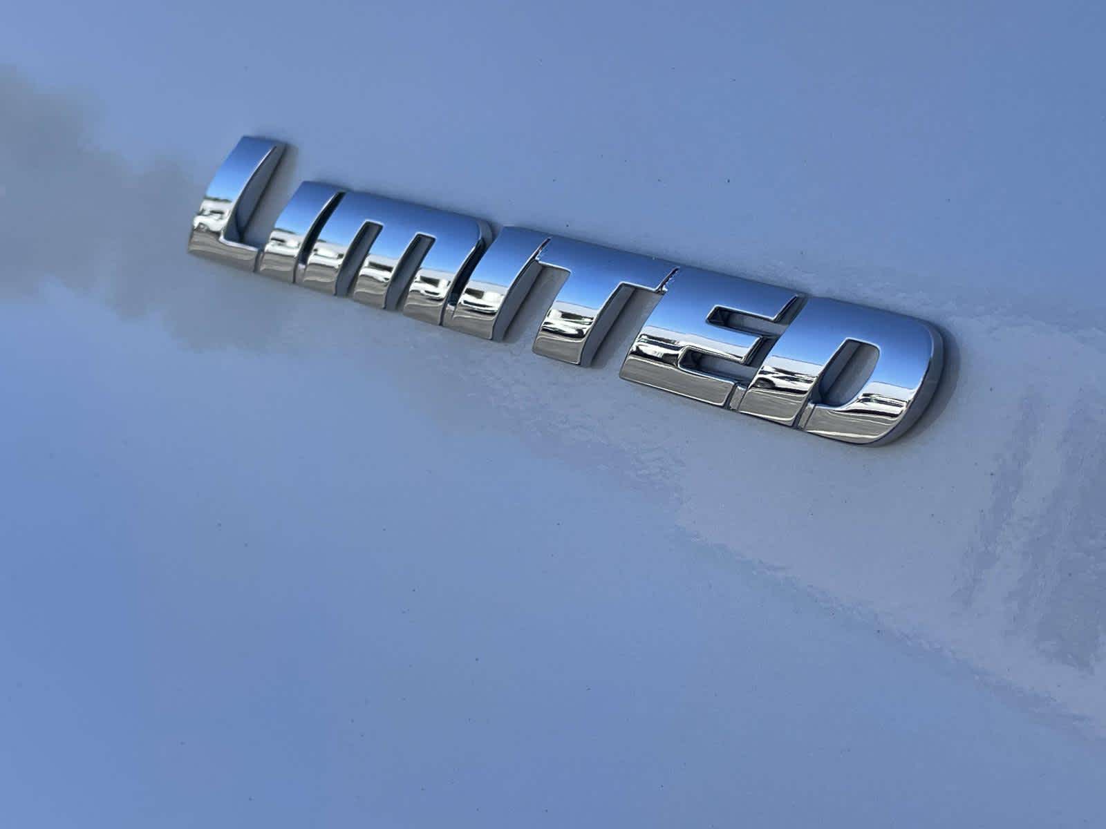 Thumbnail: 2023 Toyota 4Runner - 28