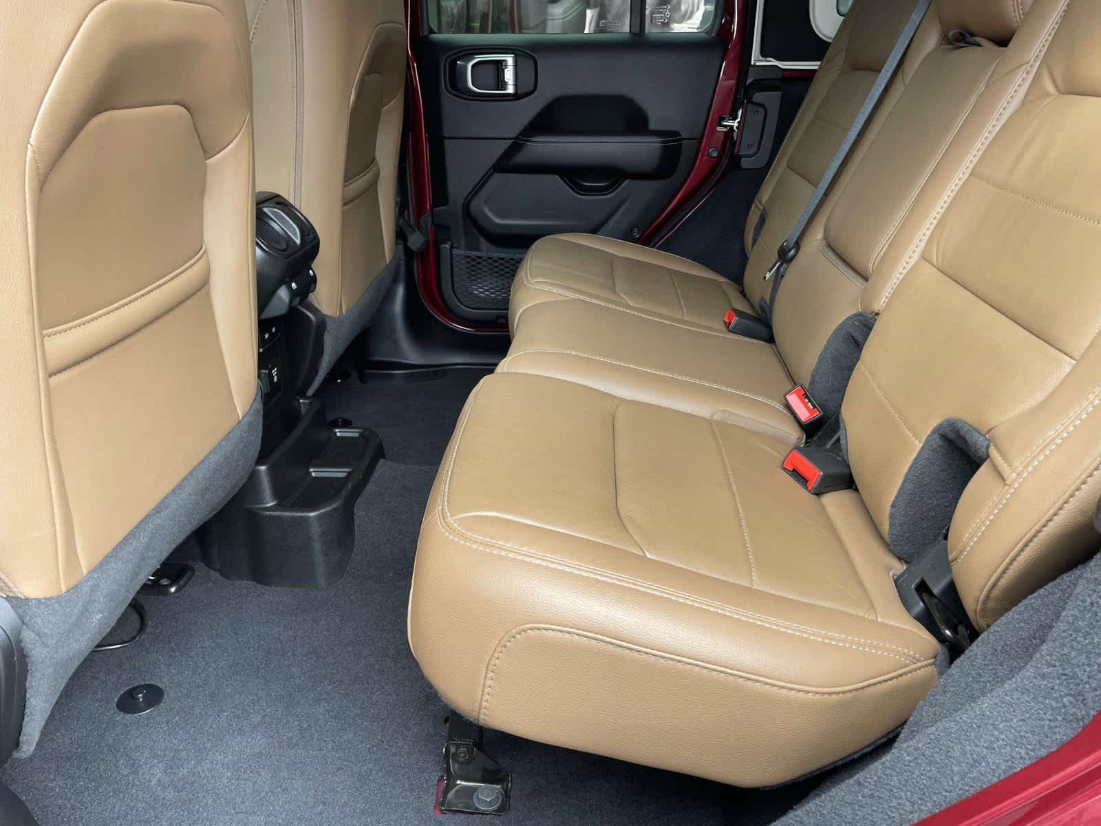 Thumbnail: 2021 Jeep Wrangler - 10