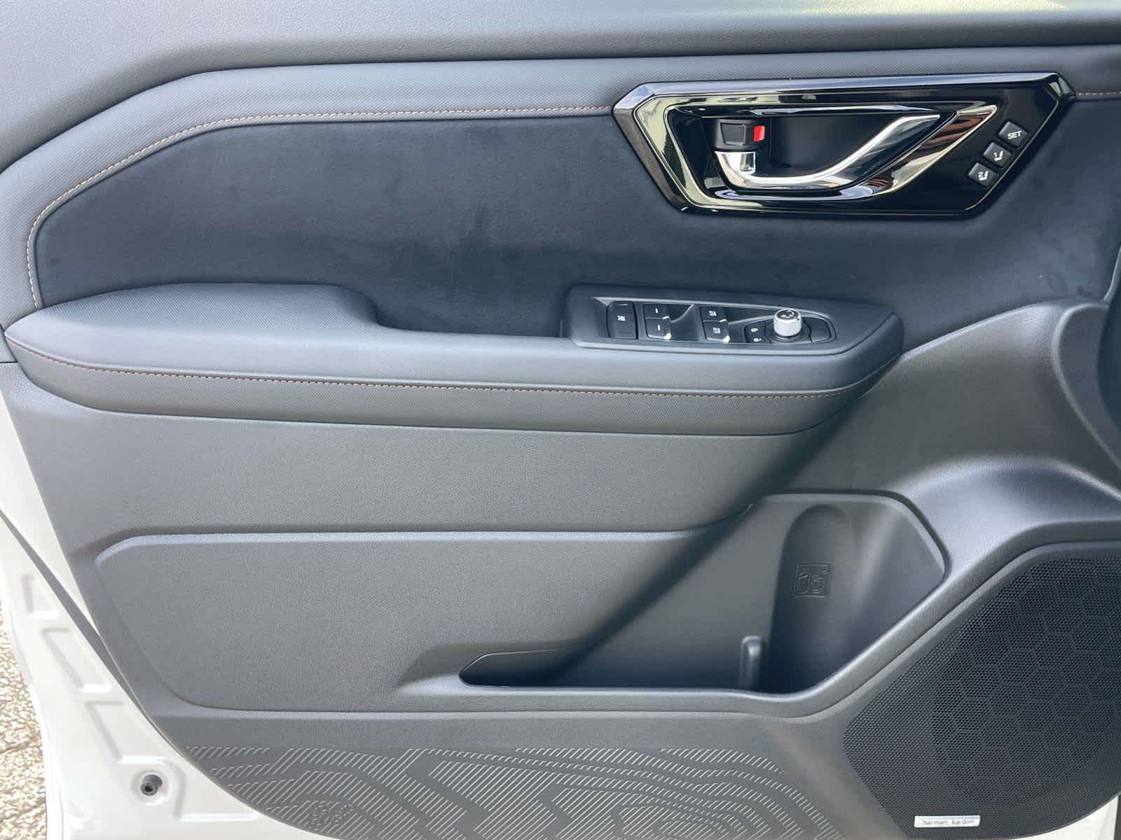 Thumbnail: 2025 Subaru Forester - 10