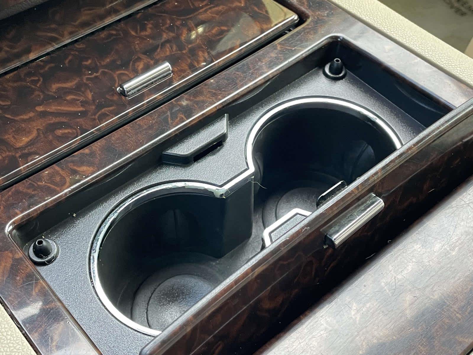 Thumbnail: 2013 GMC Yukon XL - 22