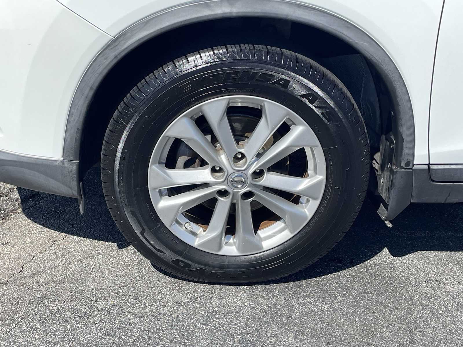 Thumbnail: 2016 Nissan Rogue - 7