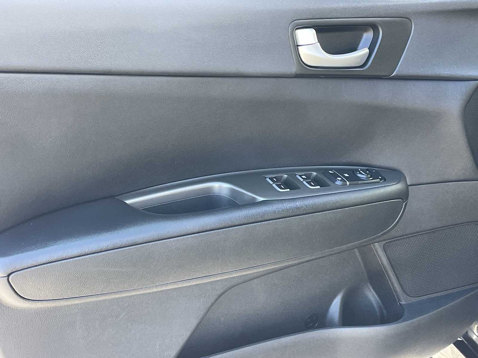 Thumbnail: 2020 Kia Optima - 12