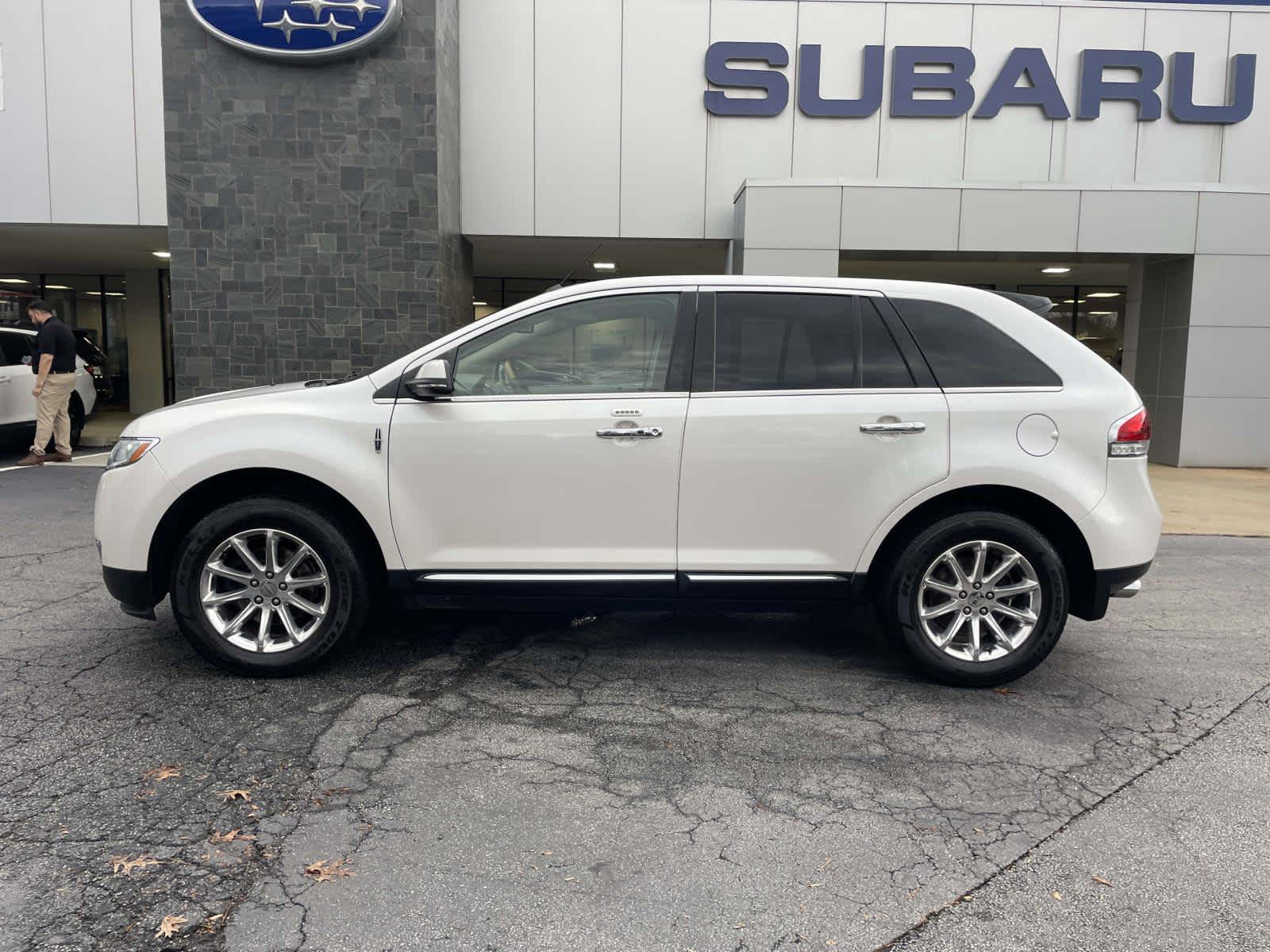 Thumbnail: 2015 Lincoln MKX - 2