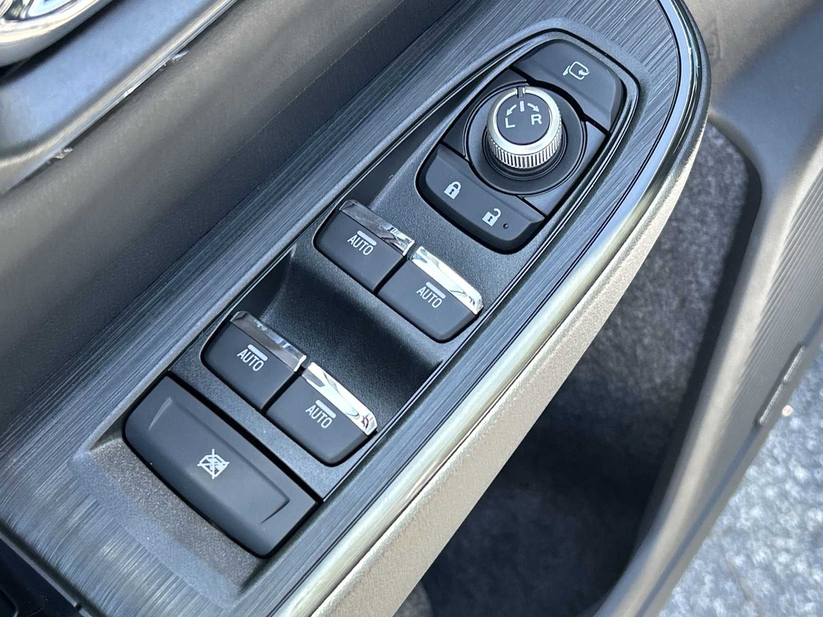 Thumbnail: 2026 Subaru Outback - 12