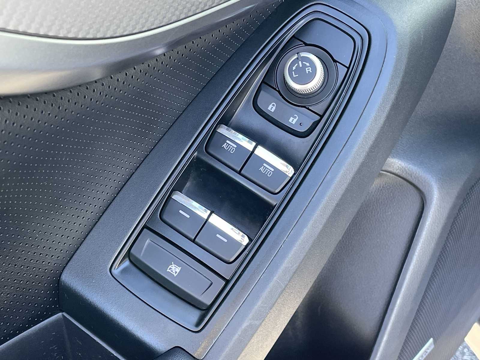 Thumbnail: 2021 Subaru Crosstrek - 19