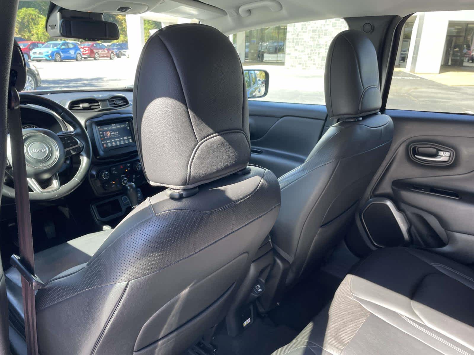 Thumbnail: 2018 Jeep Renegade - 11