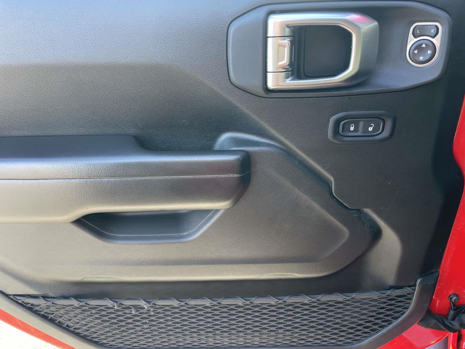 Thumbnail: 2020 Jeep Wrangler - 12