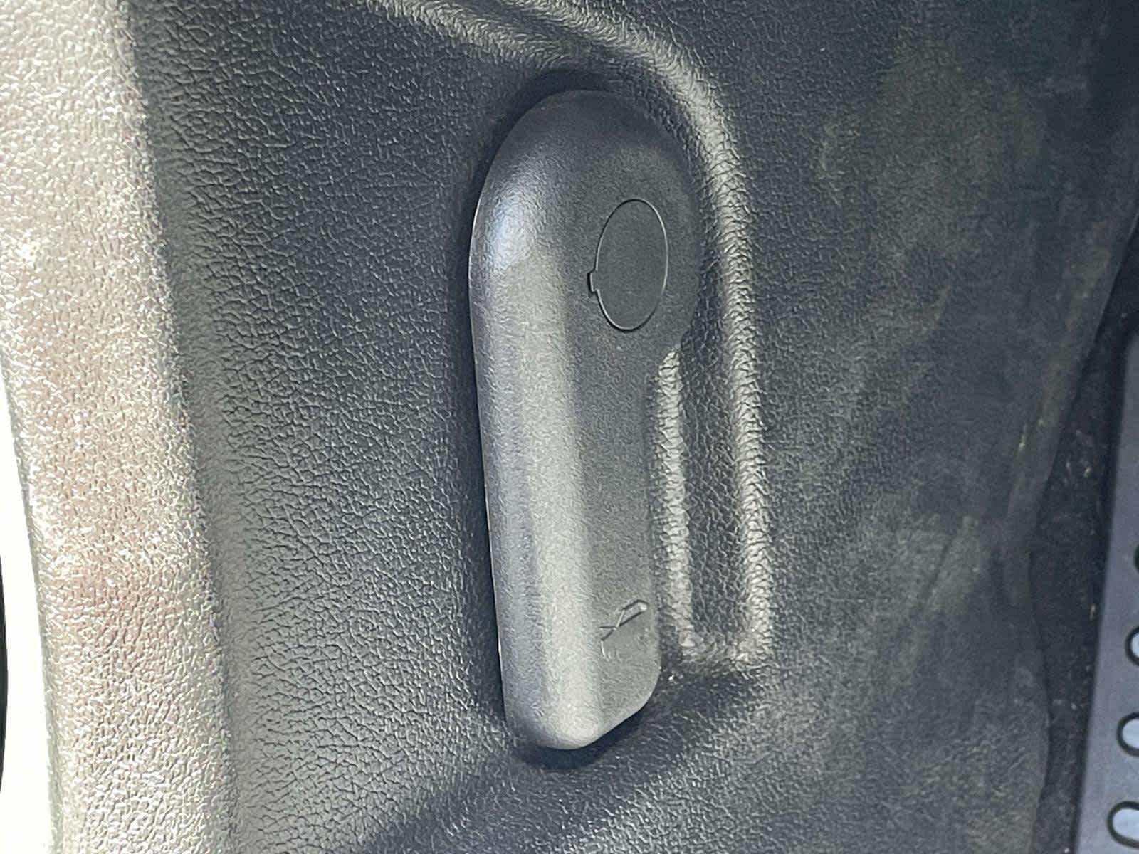 Thumbnail: 2022 Ford Mustang - 15