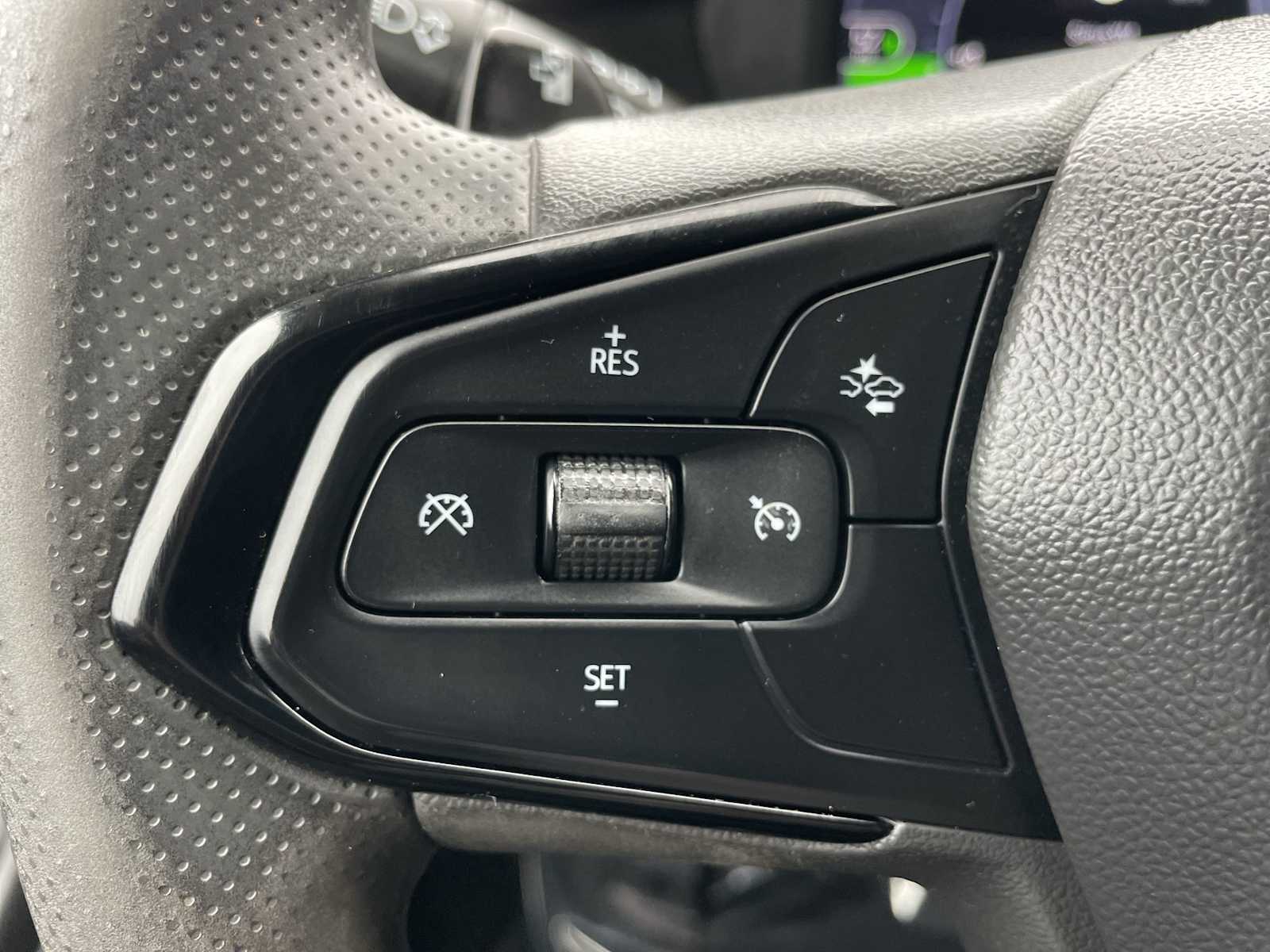 Thumbnail: 2022 Chevrolet Bolt EUV - 14