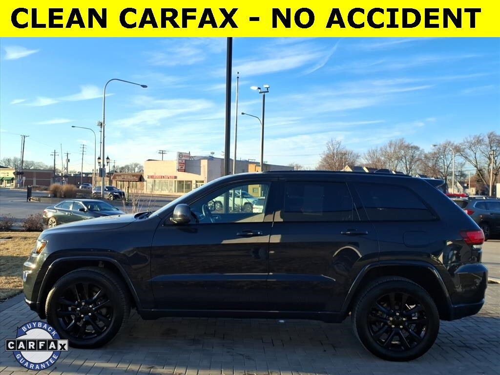 Used 2018 Jeep Grand Cherokee Laredo 4x4 SUV