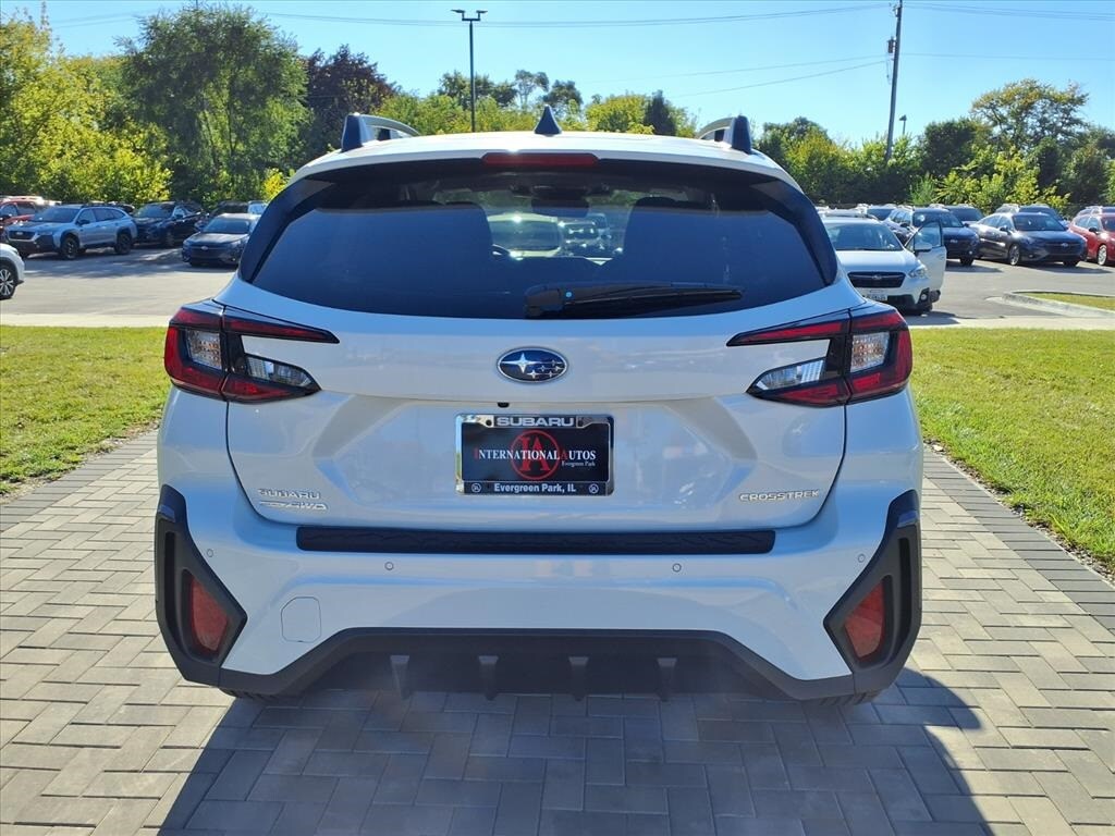 2025 Subaru Crosstrek Limited photo 3