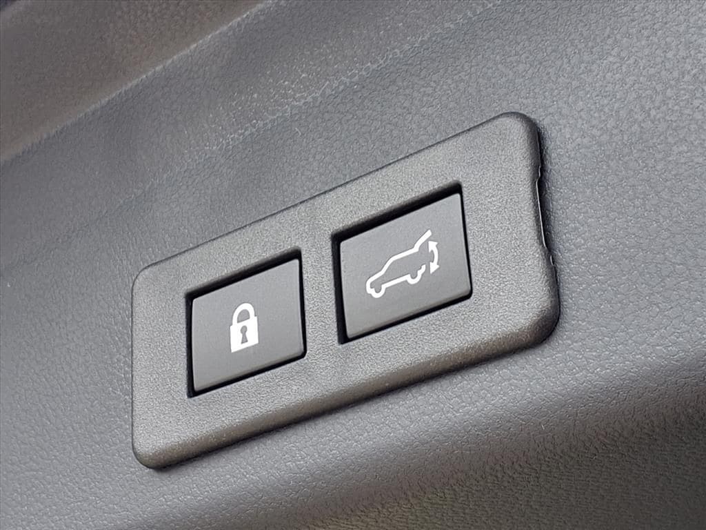 2026 Subaru Ascent Premium - Photo 23