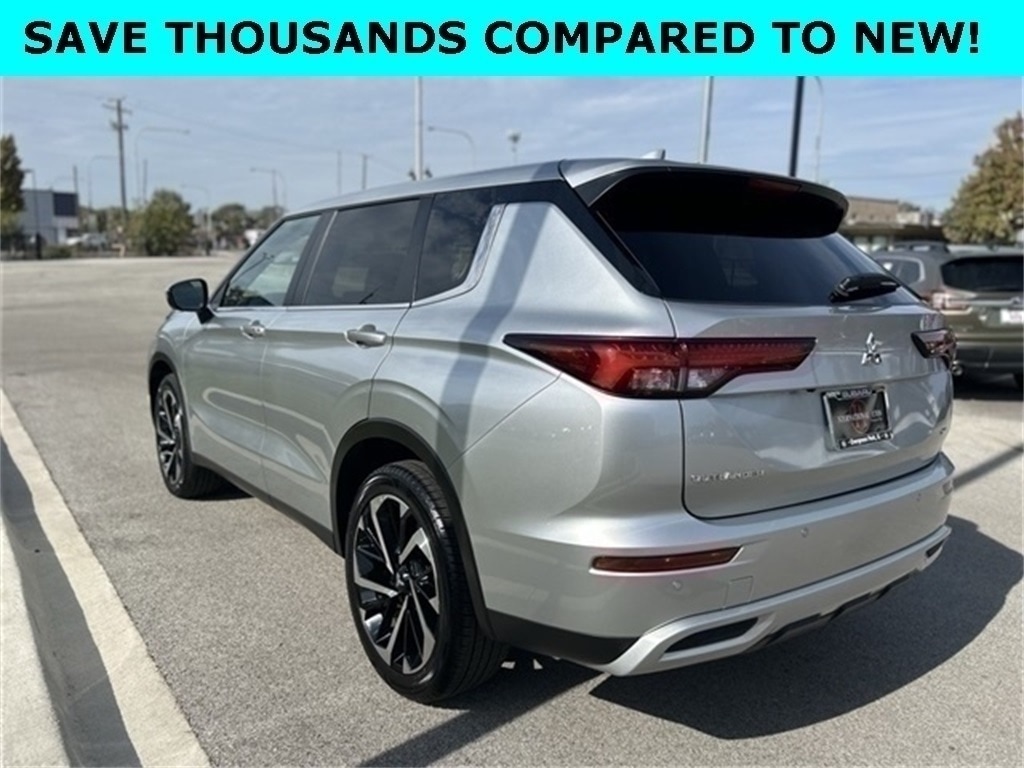 Used 2024 Mitsubishi Outlander SE SUV