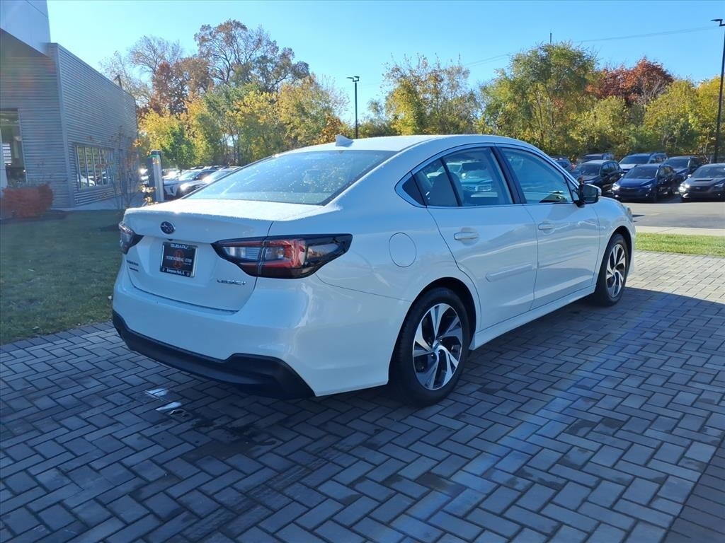 2022 Subaru Legacy Premium photo 3